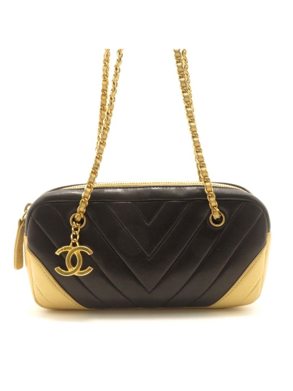 Chanel V-stitch Chain Shoulder Gold Black Bag Lambskin